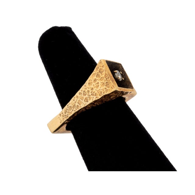 Postmodern Modernist 14k Yellow Gold Diamond Ring For Sale - Image 3 of 9
