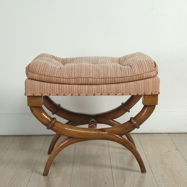 19th Century Pair of Walnut Neoclassical Benches, France, 19th Century For Sale - Image 5 of 9