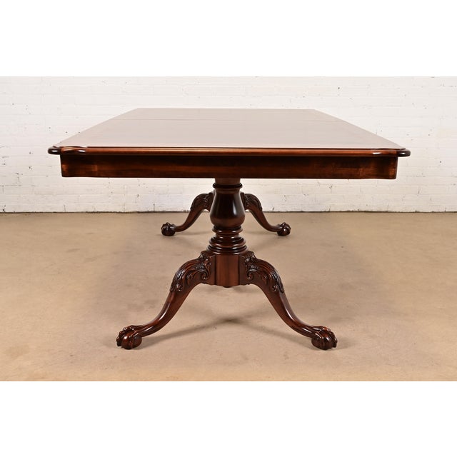 Thomasville Chippendale Banded Flame Mahogany Double Pedestal Extension Dining Table, Newly Refinished For Sale - Image 14 of 15