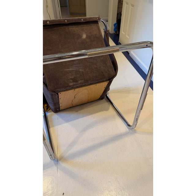Animal Skin Vintage Chrome Cantilever / Sling Grey Leather Lounge Chair — Late 20th Century For Sale - Image 7 of 8