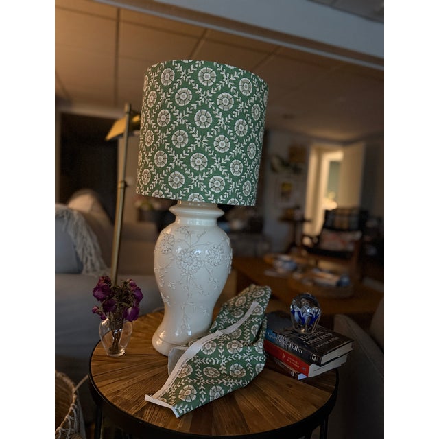 English The Ashford Lamp - Ivory Floral Ginger Jar Lamp With Handmade Sage Botanical Lampshade For Sale - Image 3 of 7