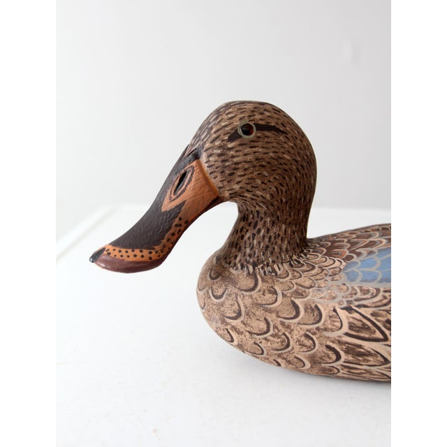 1990s Hand-Carved Shoveler Hen Duck by Bill Reinsager, 1993 For Sale - Image 5 of 9