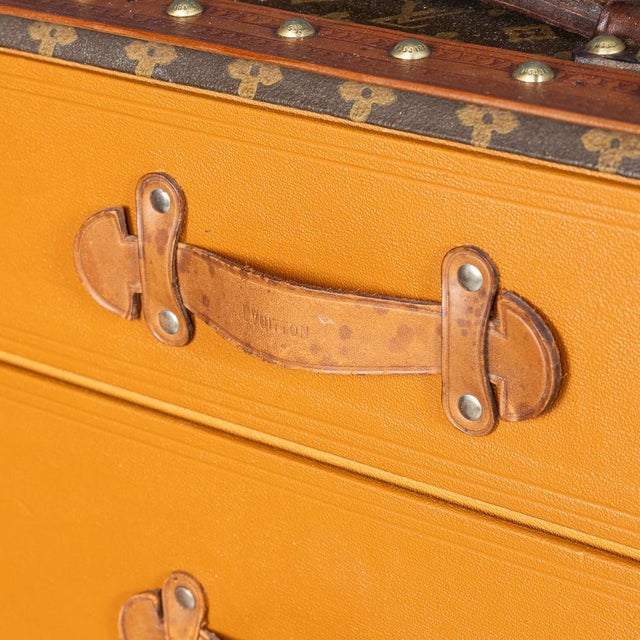 Wardrobe Trunk in Monogram Canvas from Louis Vuitton, France, 1930s For Sale - Image 15 of 18