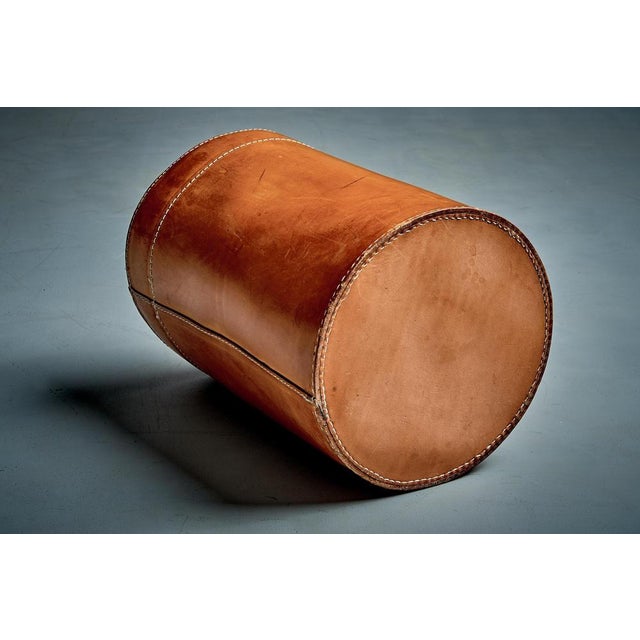 1960s Paper Basket in Cognac Leather with White Stitching, Denmark, 1960s For Sale - Image 5 of 10