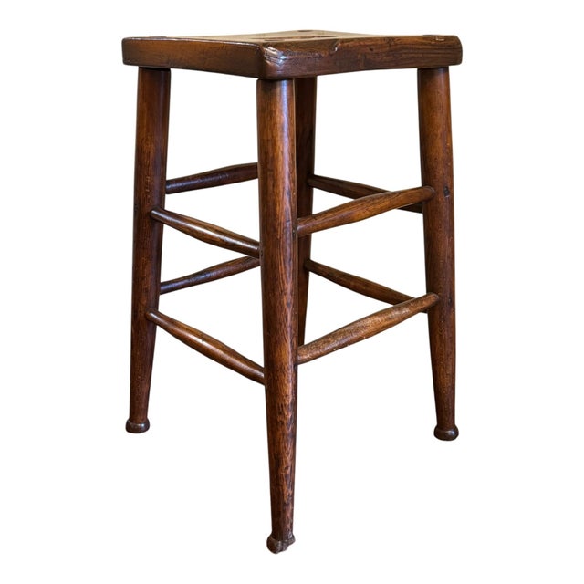 Brown Early 19th Century English Country Elm Stool with Pierced Handle, 1830 For Sale - Image 8 of 11