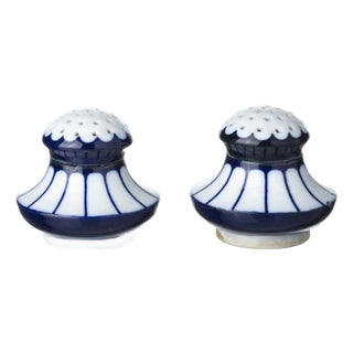 Salt Shakers from Vista Alegre, Set of 2 For Sale