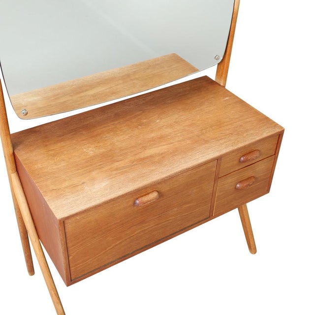 Dressing Table in Teak and Oak from Ølholm Møbelfabrik, 1950s For Sale - Image 4 of 5