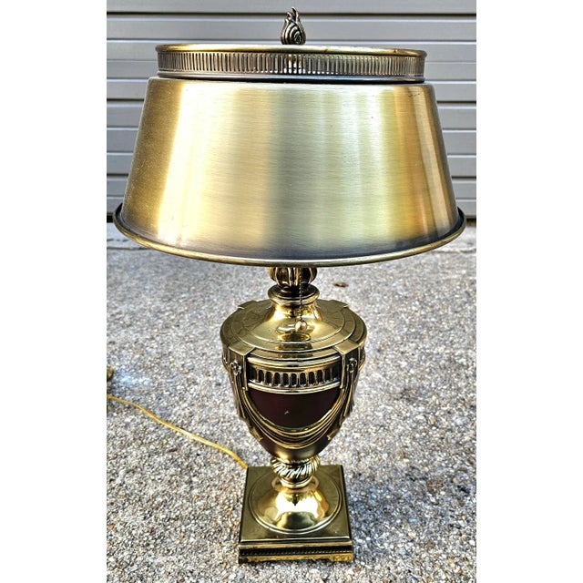 Metal Late 20th Century Two-Tone Neoclassic Style Table Lamp For Sale - Image 7 of 7