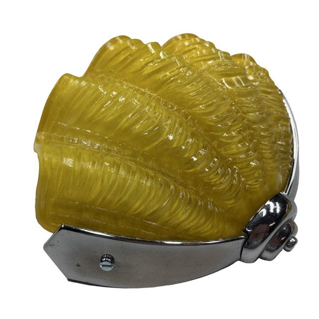 Art Deco Chrome Shell Wall Lights in Daffodil Yellow, 1930s, Set of 4 For Sale - Image 3 of 12