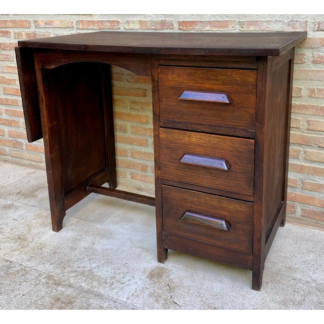 Mid-Century Modern Early 20th Century Spanish Desk or Work Table in Oak Wood with Lateral Wing, 192 For Sale - Image 3 of 18