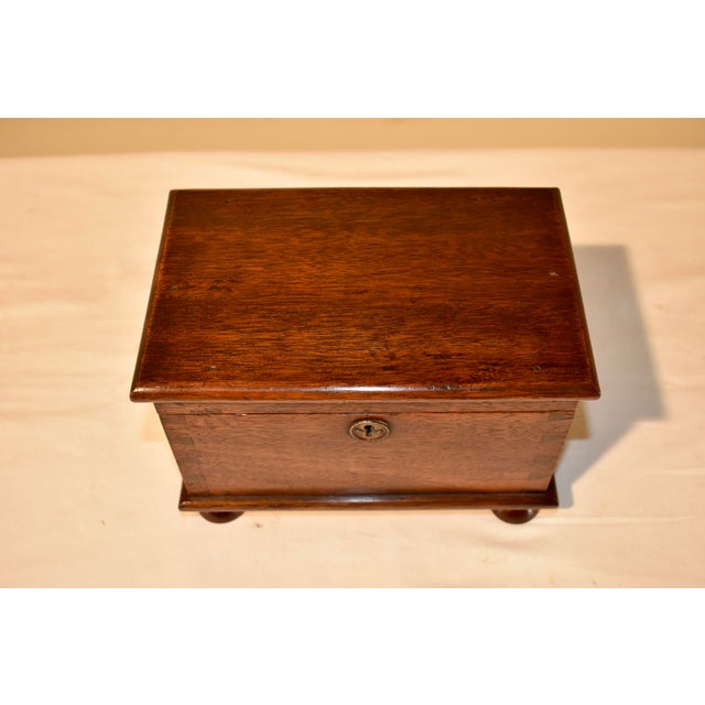 Brown Early 19th Century English Walnut Box For Sale - Image 8 of 9