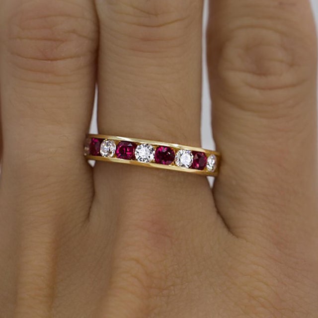 Late 20th Century 18k Ruby & DIamond Band, Size 5 For Sale - Image 4 of 4