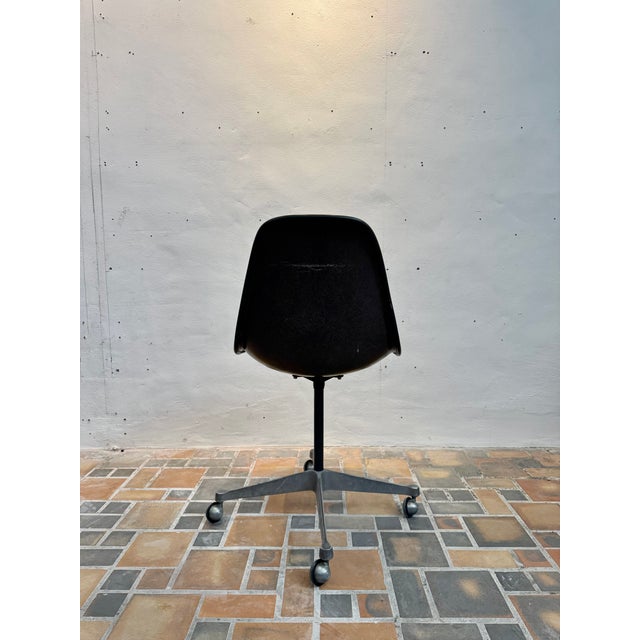 Herman Miller 1990s Eames Shell Chair For Sale - Image 4 of 13
