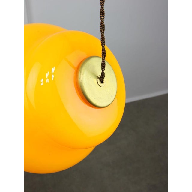 Mid-Century Italian Yellow Glass and Brass Pendant Lamp For Sale - Image 11 of 18