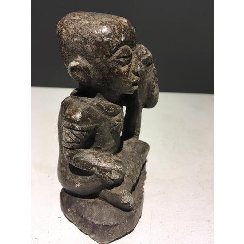 Democratic Republic of Congo Kongo statue, 20th century Carved in stone, traces of use Dim: 12 x 10 cm Former Belgian...