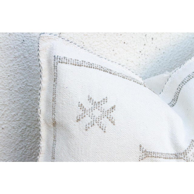 Moroccan White & Charcoal Trellis Lumbar Moroccan Silk Pillow For Sale - Image 3 of 8
