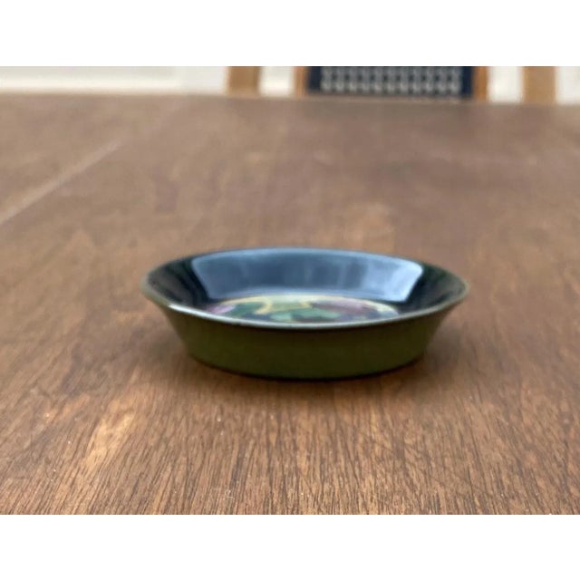 Black Antique 1915 Mini Gouda Pottery Dishes - Set of 2 For Sale - Image 8 of 9