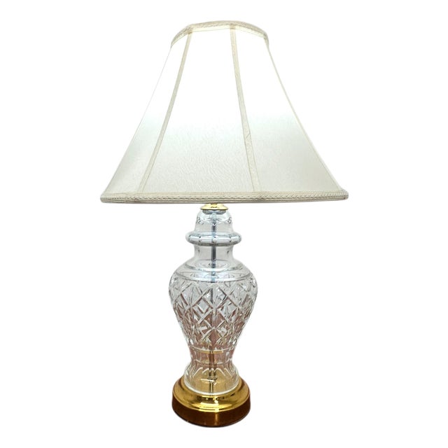 Late 20th Century Waterford Crystal Kylemore Ginger Jar Table Lamp With Original Shade For Sale