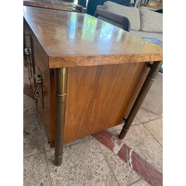 Mid-Century Modern Attributed to Mastercraft Mid-Century. Modern Burl Wood & Brass Nightstands - A Pair For Sale - Image 3 of 12