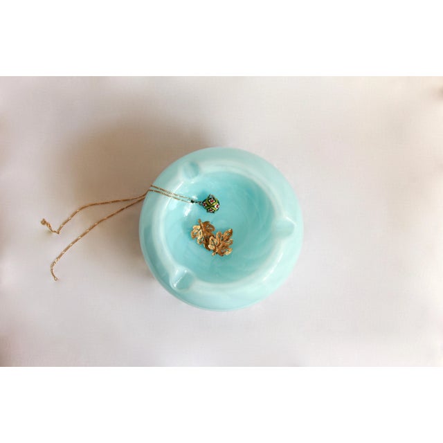 Italian Swirl Murano Glass Mello Ashtray / Vide Poche, 1970s For Sale - Image 4 of 8