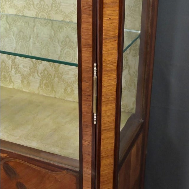 Louis XVI Marquetry Display Cabinet, 20th Century For Sale - Image 14 of 18