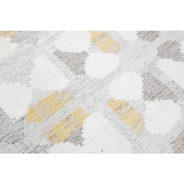 Gray Modern Geometric Swedish Style Wool Rug For Sale In New York - Image 6 of 7