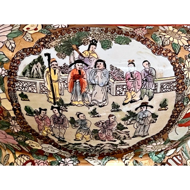 Mid 20th Century Chinese Rose Medallion (Famille Rose) Porcelain Soup Tureen With Gilt Finish For Sale - Image 10 of 11
