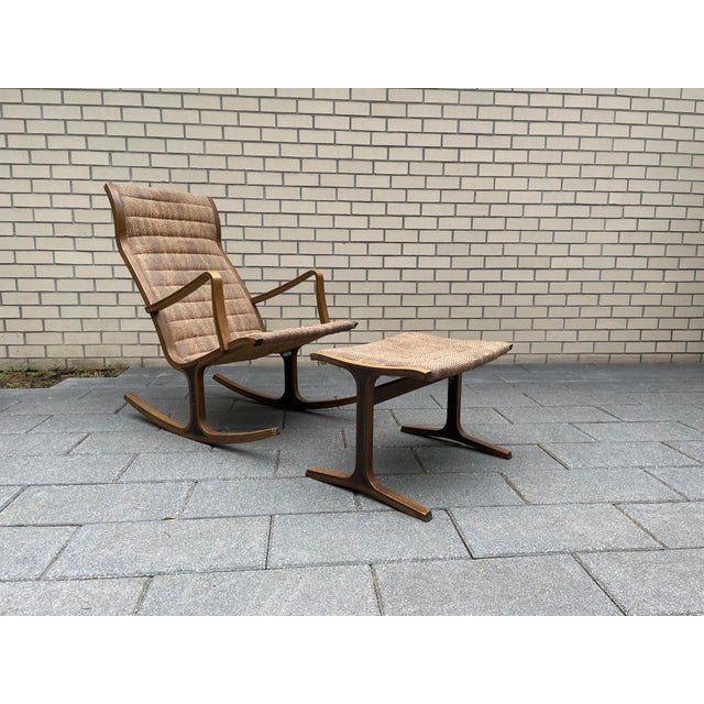 1970s Mid-Century Japanese Vintage Tendo Mokko Heron Rocking Chair and Ottoman Set For Sale - Image 11 of 11