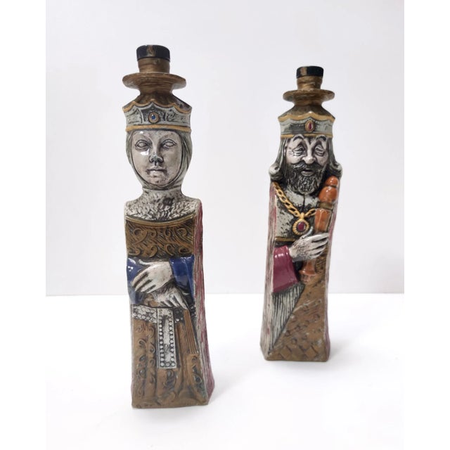 Black Vintage Ceramic Liquor Bottles Representing a King and a Queen, Italy, 1960s, Set of 2 For Sale - Image 8 of 9
