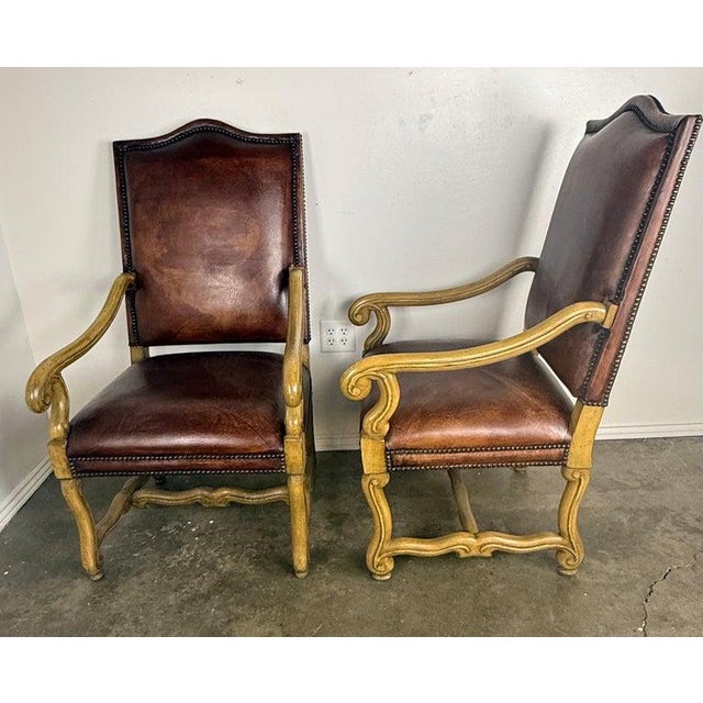 Baroque Pair of Mid-20th Century Italian Carved Armchairs With Leather Upholstery For Sale - Image 3 of 9