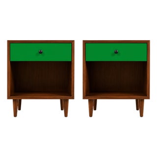 Mid Century Modern 2 Tone Nightstands in Manner of Glenn of California For Sale