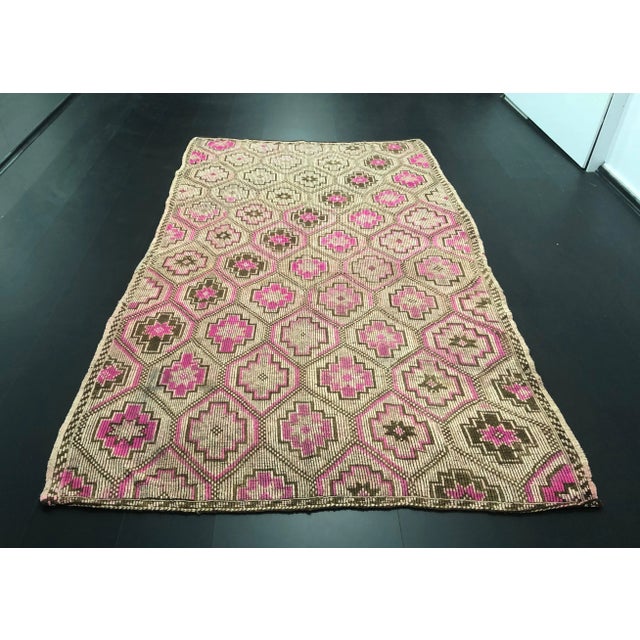 1960s Vintage Turkish Anatolian Geometric Design Handmade Wool Kilim Rug - 6′6″ × 11′1″ For Sale - Image 11 of 11