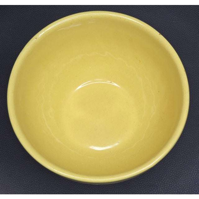 Vintage American Yellow Ware Mixing Bowl Swirl Pattern Oven Ware For Sale - Image 4 of 7
