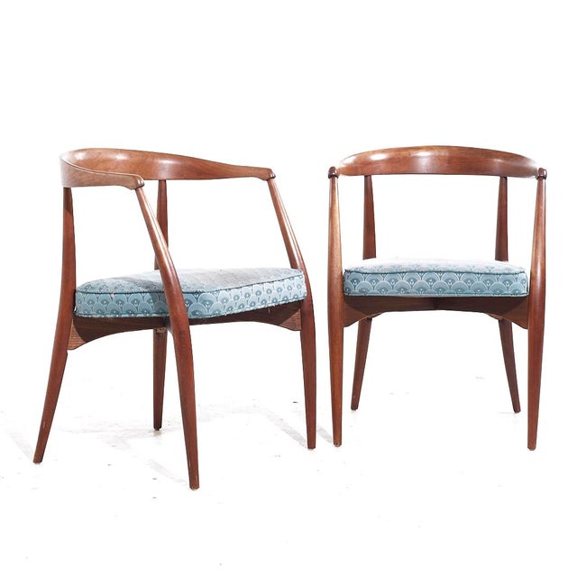 Lawrence Peabody Mid Century Armchairs - Pair Each chair measures: 22.25 wide x 21 deep x 29.75 inches high, with a seat...