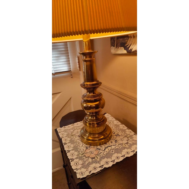 American 1970s American Classical Brass Stiffel Table Lamp For Sale - Image 3 of 14