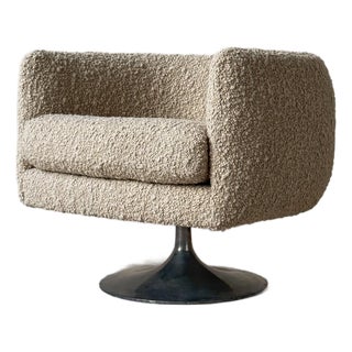 Wool Bouclé Swivel Chair Attributed to Milo Baughman for Thayer Coggin For Sale
