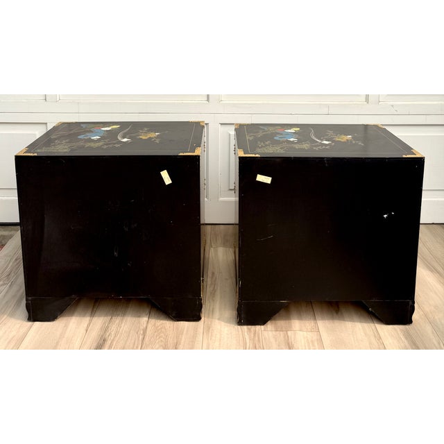 Pair of 1970s Chinoiserie Black Lacquer Nightstands With Hand-Painted Birds & Brass Hardware For Sale - Image 16 of 17