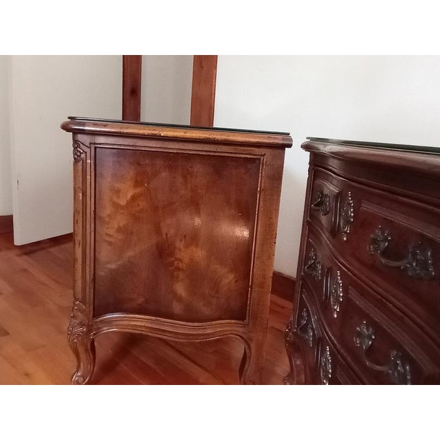 1980s Rare Vintage Henredon Solid Walnut Pair of Nightstands For Sale - Image 5 of 16