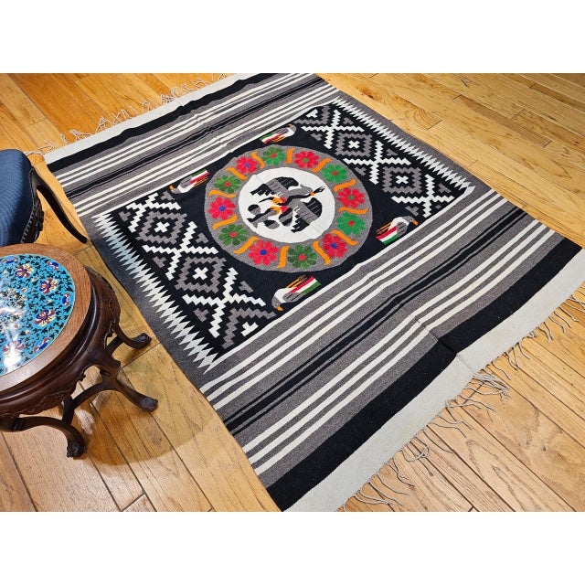 Vintage Mexican Serape Kilim Rug, Flat-Woven Medallion Pattern, Gray & Black, 5x7 For Sale - Image 4 of 14