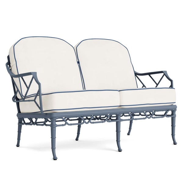 Brown Jordan Calcutta Loveseat in Sapphire with Sea Salt and Navy Welt Cushions For Sale