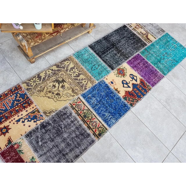 1960s Bohemian Handknotted Vintage Runner Rug For Sale - Image 5 of 10