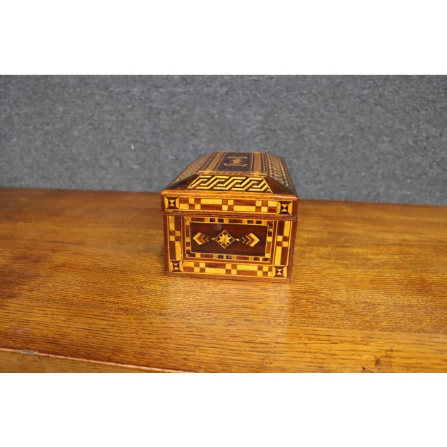 Victorian Marquetry Jewelry Box in Mahogany, Rosewood & Satinwood For Sale - Image 10 of 13
