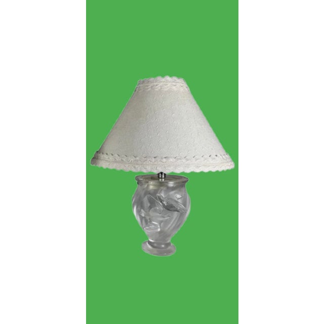 1930s Lalique French Art Deco Frosted Lead Crystal Lamp Sign in Script. For Sale In Miami - Image 6 of 10