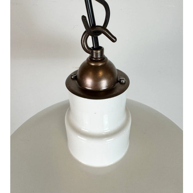 Metal Industrial White Enamel Factory Pendant Lamp from Quadrangle Mfg. Co., 1960s For Sale - Image 7 of 18