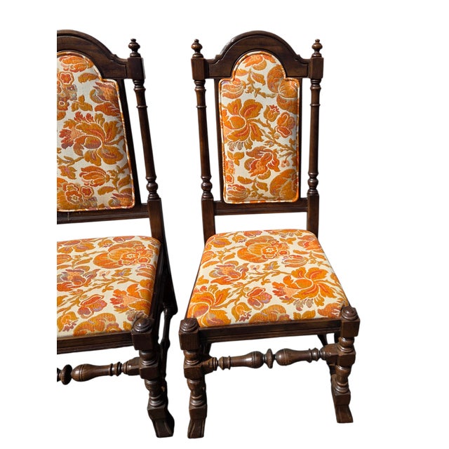 Jacobean 1970s Ethan Allen Jacobean Royal Charter Oak Dining Room Side Chairs Gothic Pair For Sale - Image 3 of 15