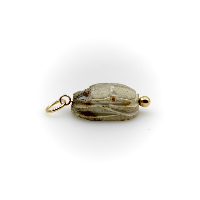 1920s 1920s Egyptian Revival Gray Stone Scarab Pendant With 14k Gold Mount For Sale - Image 5 of 8