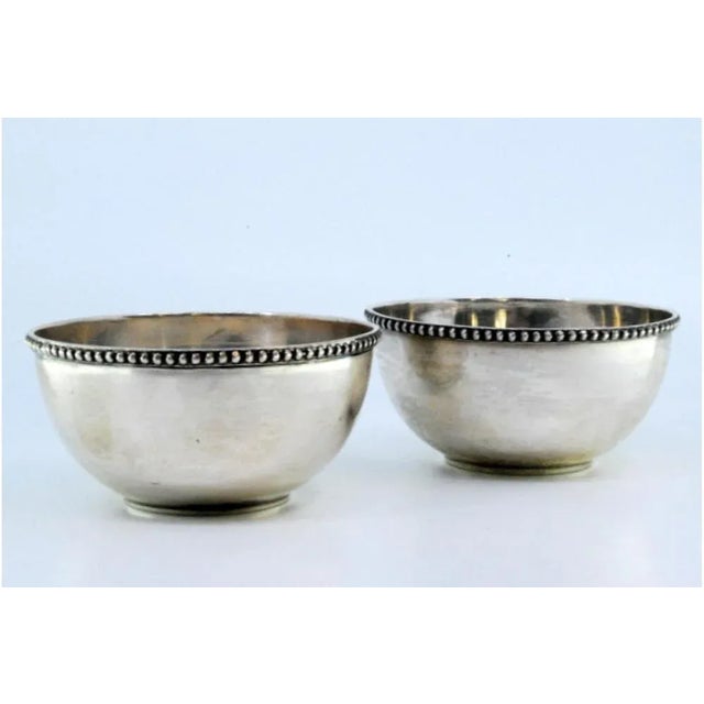 Washbasins in Plain Silver with Pearly Edges, Set of 2, in Very Good conditions. Designed 1920 to 1949 This piece has an...