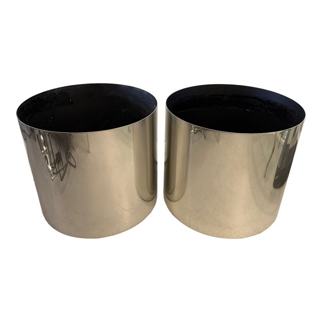 Extra Large Paul Mayen for Habitat 1970's Planter/D 22" X H 19.5" For Sale