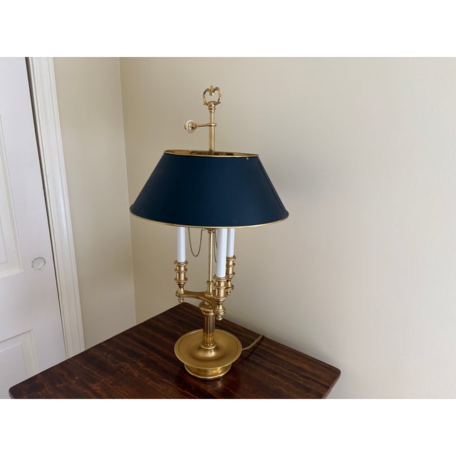 French Provincial Vintage French Regency Brass Bouillotte Lamp With Black Tole Shade For Sale - Image 3 of 13