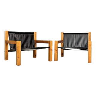 Italian Modern Leather and Wooden Lounge Chairs by Silvano Passi, 1970s, Set of 2 For Sale